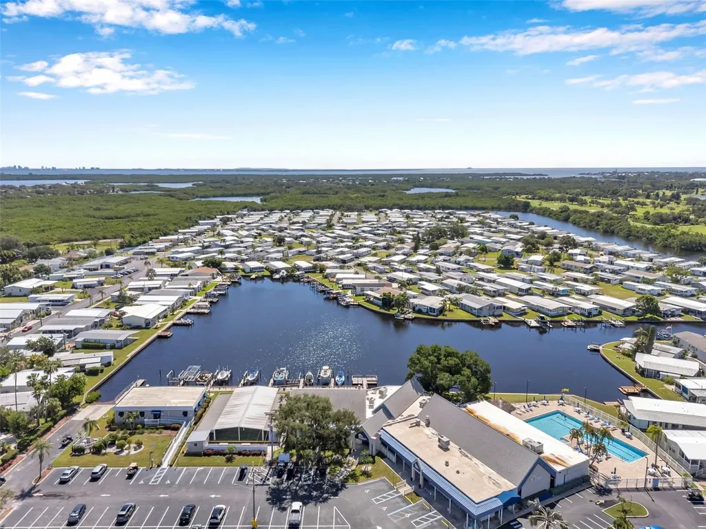 605 Mount Lancaster Avenue NE St Petersburg FL 33702