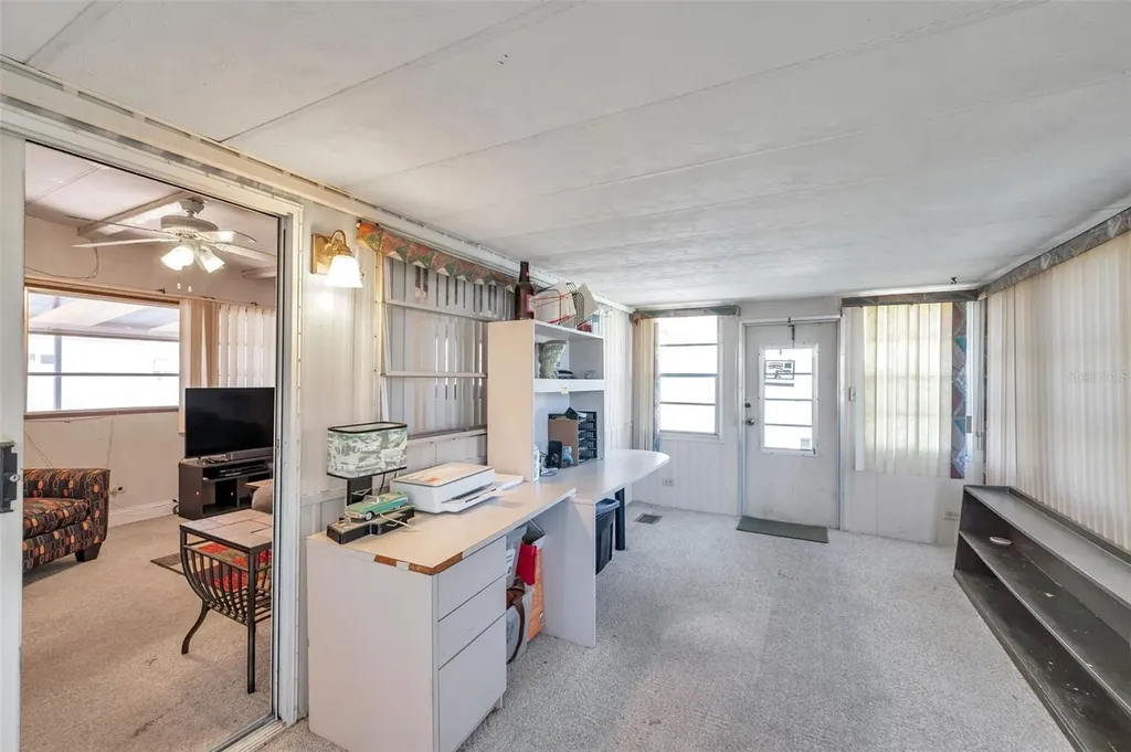 605 Mount Lancaster Avenue NE St Petersburg FL 33702