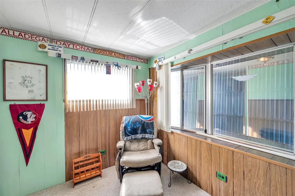 605 Mount Lancaster Avenue NE St Petersburg FL 33702