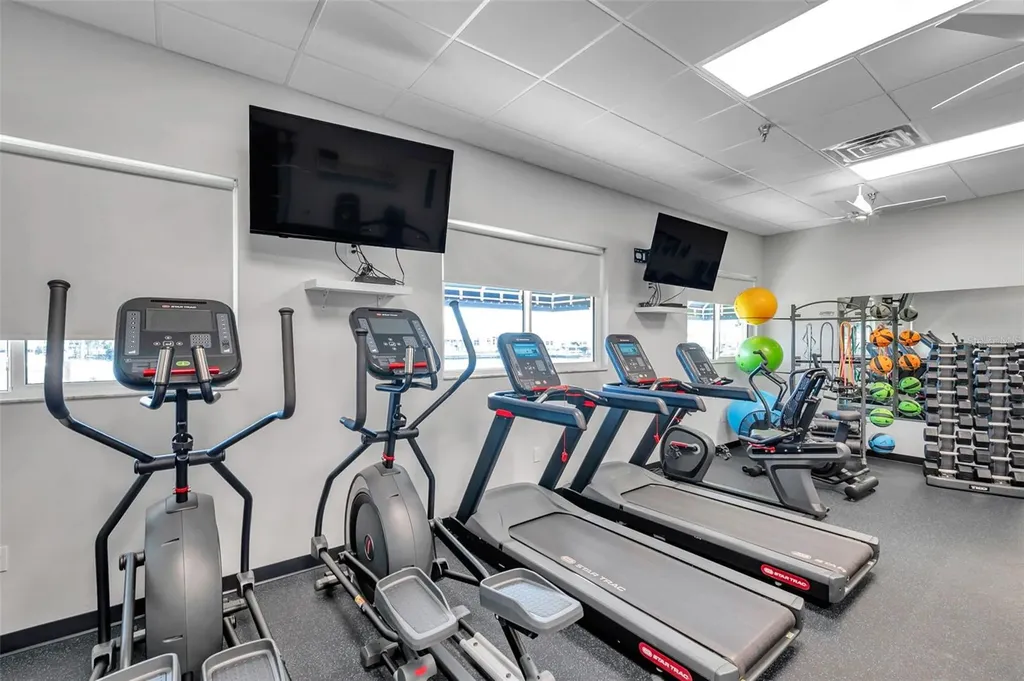 605 Mount Lancaster Avenue NE St Petersburg FL 33702