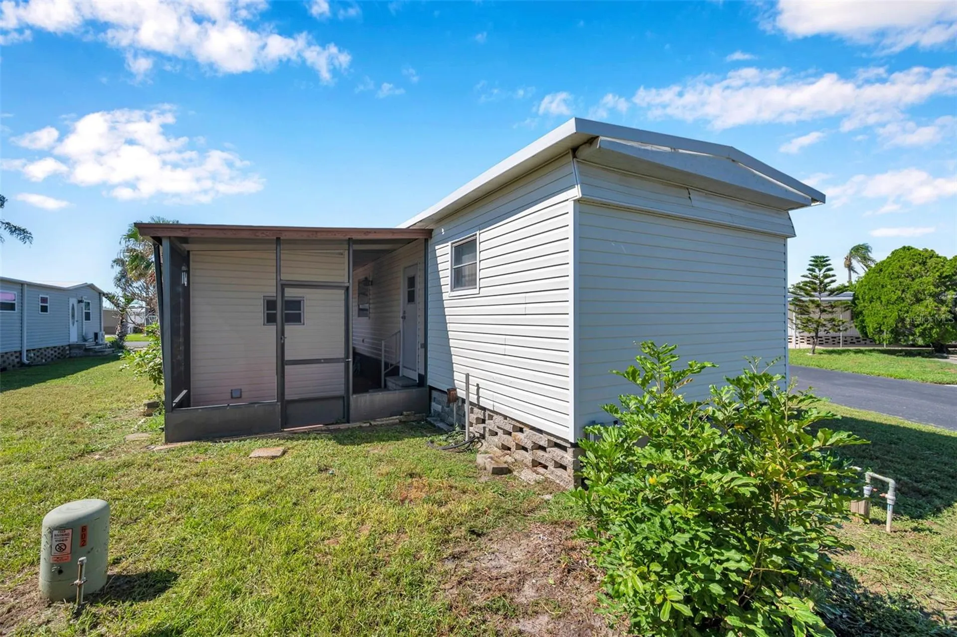 605 Mount Lancaster Avenue NE St Petersburg FL 33702