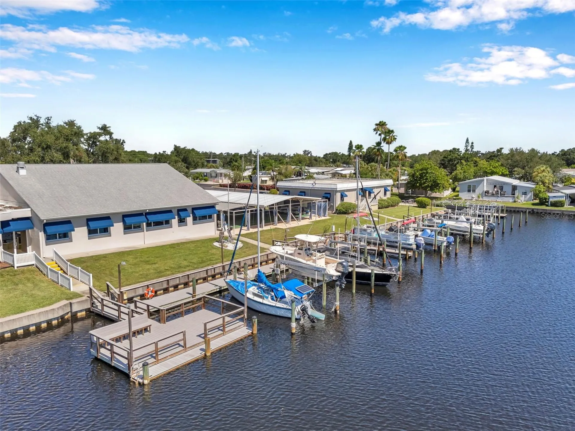 605 Mount Lancaster Avenue NE St Petersburg FL 33702
