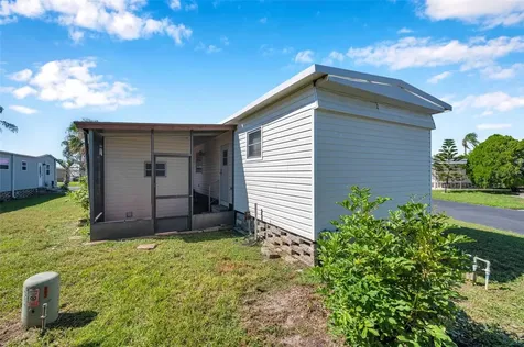 605 Mount Lancaster Avenue NE St Petersburg FL 33702