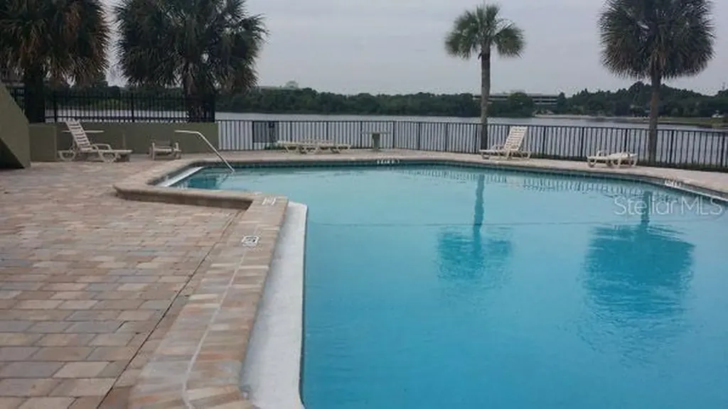 922 Lake Destiny Road Altamonte Springs FL 32714
