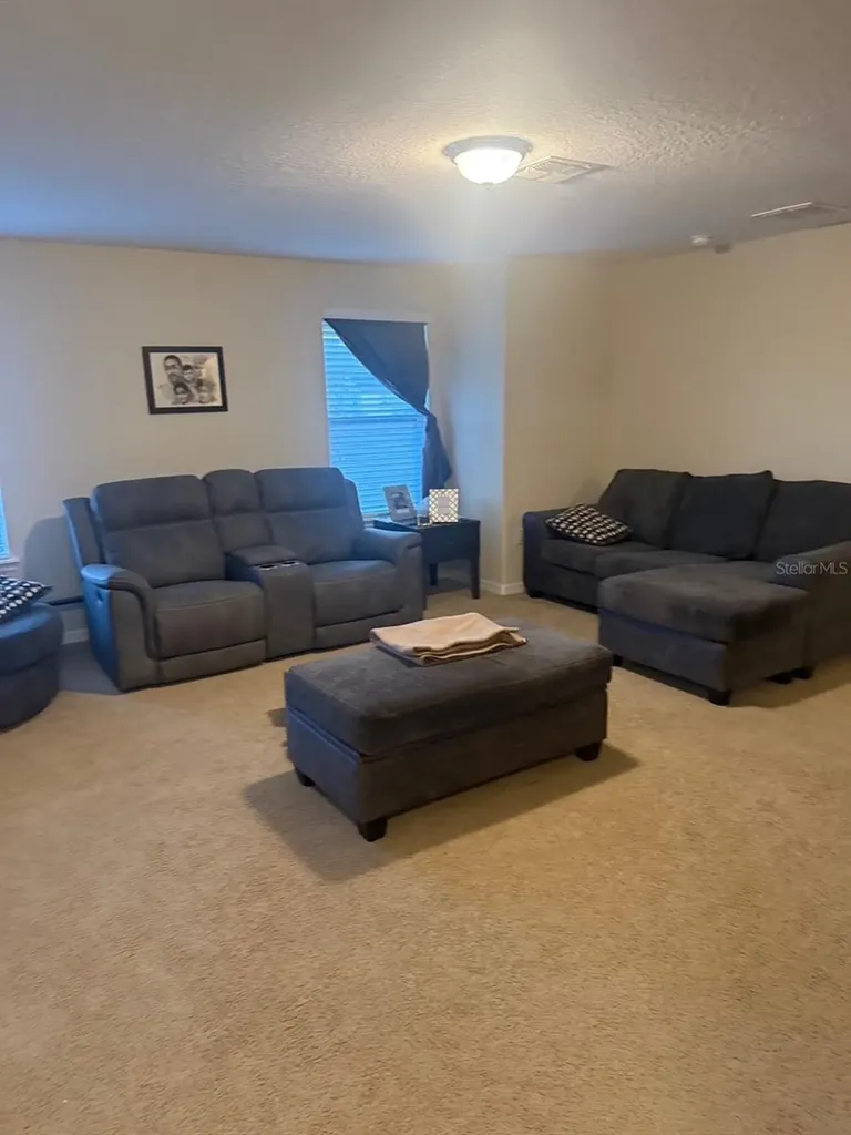 276 Drayton Avenue Davenport FL 33837