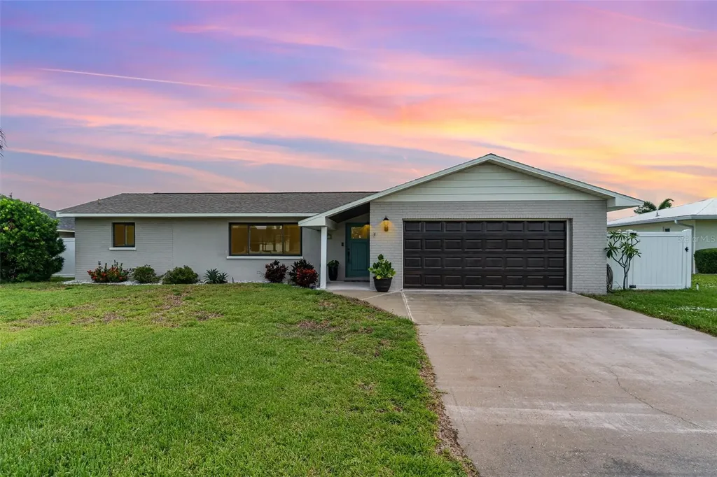7612 22nd Avenue W Bradenton FL 34209