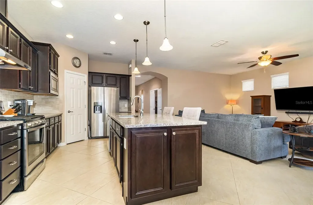 672 Cordoba Drive Davenport FL 33837