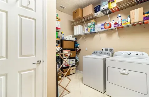 672 Cordoba Drive Davenport FL 33837