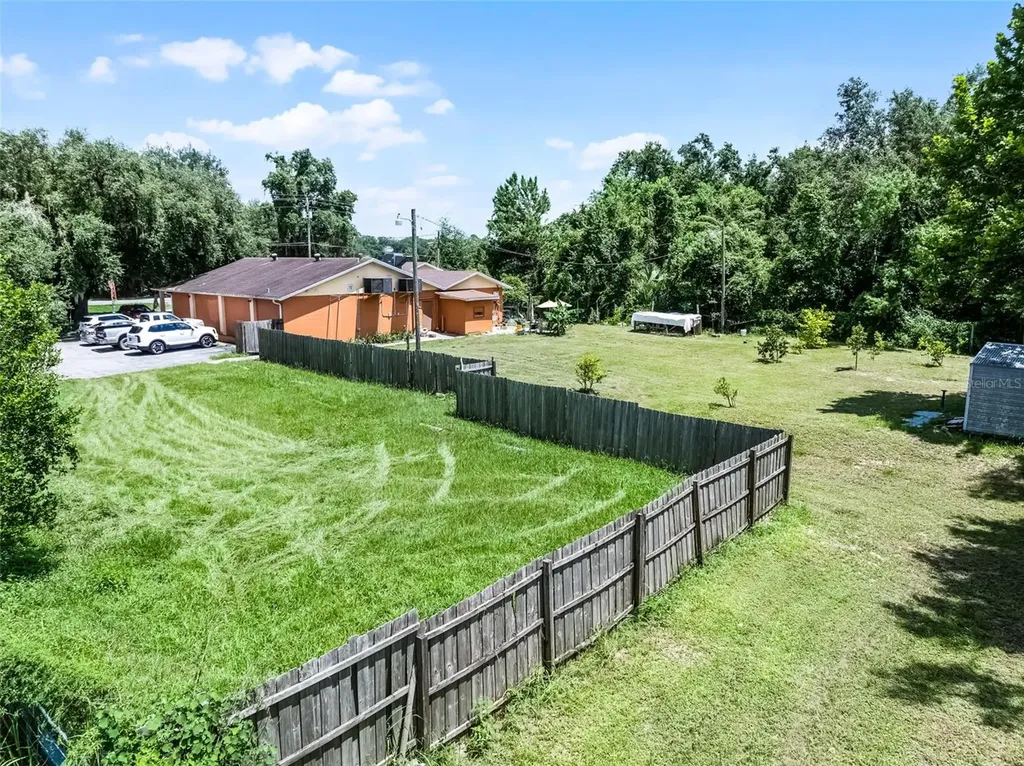 24929 County Road 42 Paisley FL 32767