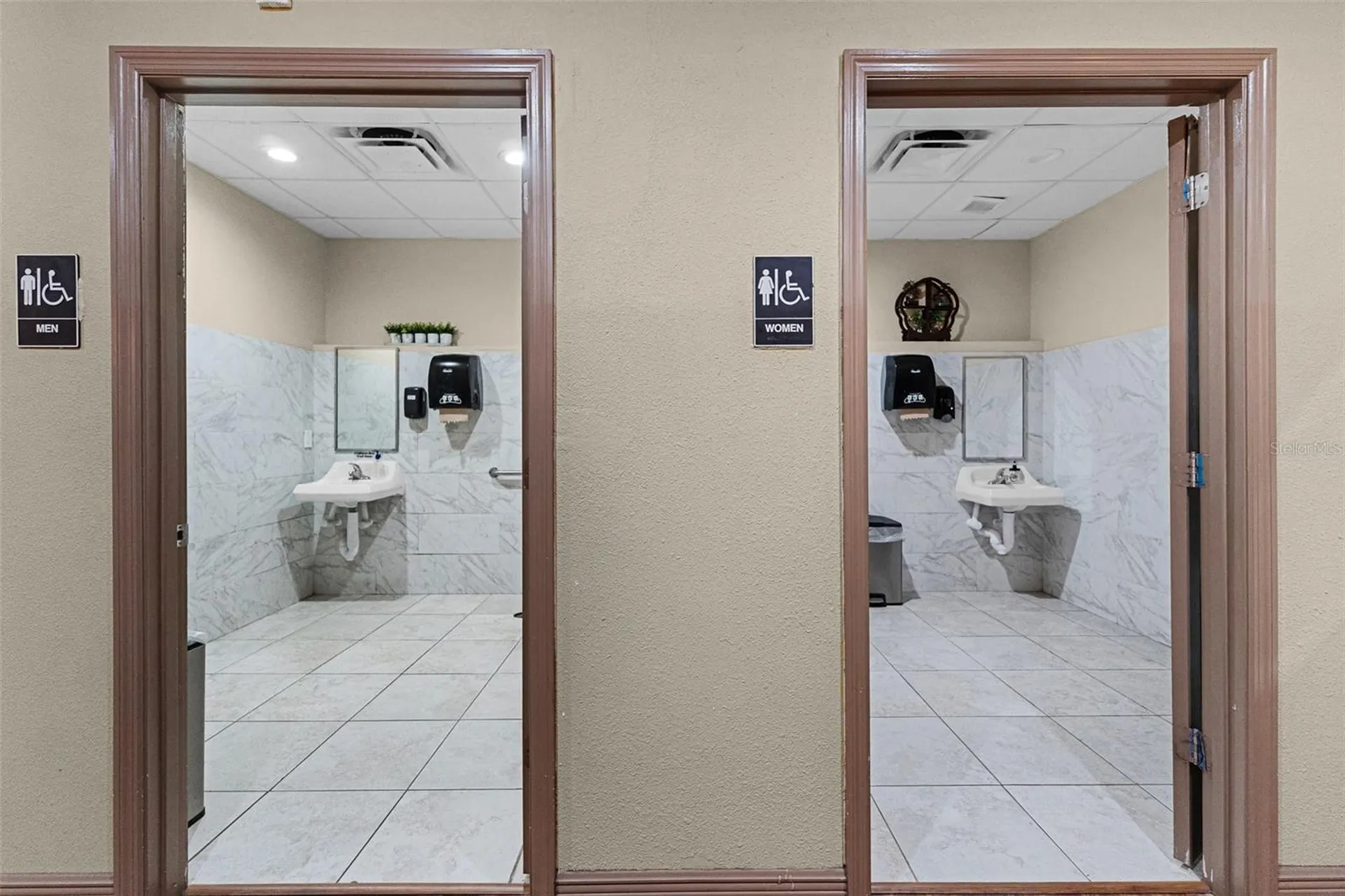 24929 County Road 42 Paisley FL 32767