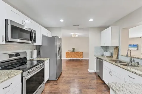 3503 Kingswood Drive Sarasota FL 34232