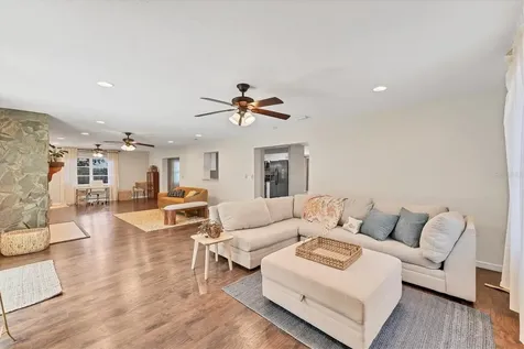3503 Kingswood Drive Sarasota FL 34232