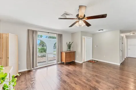 3503 Kingswood Drive Sarasota FL 34232
