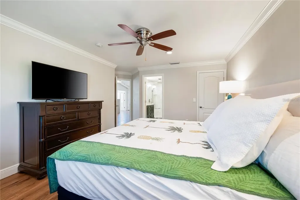 858 Hudson Avenue Sarasota FL 34236