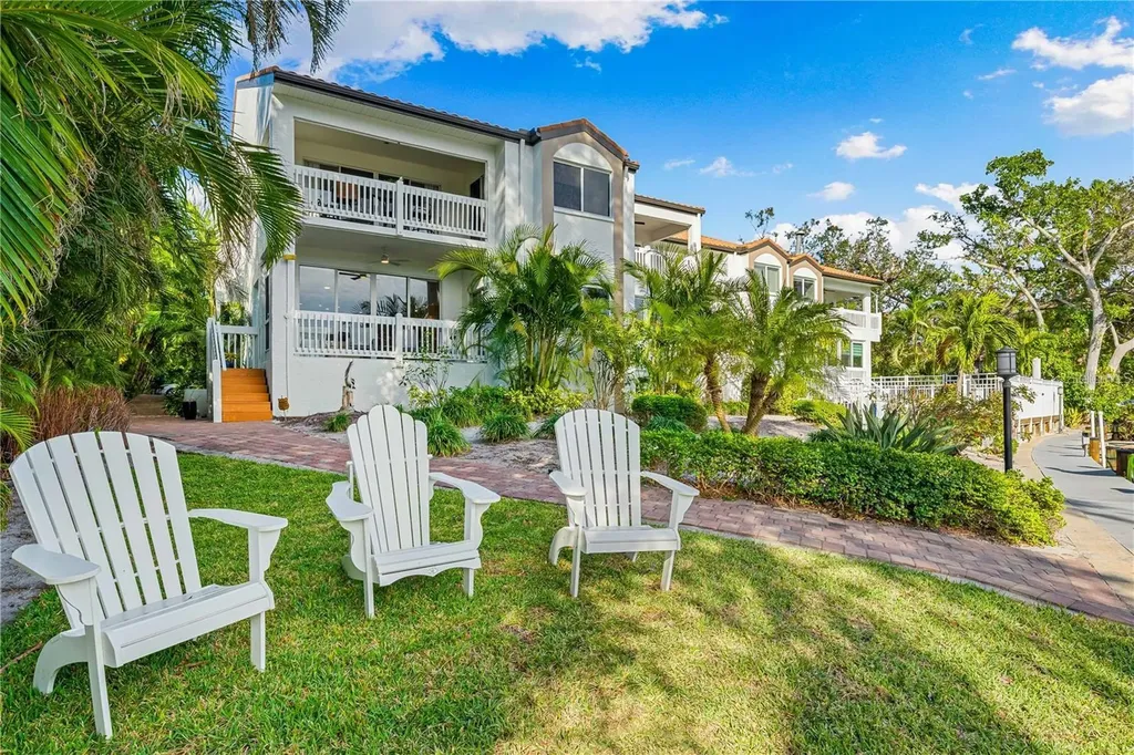 858 Hudson Avenue Sarasota FL 34236
