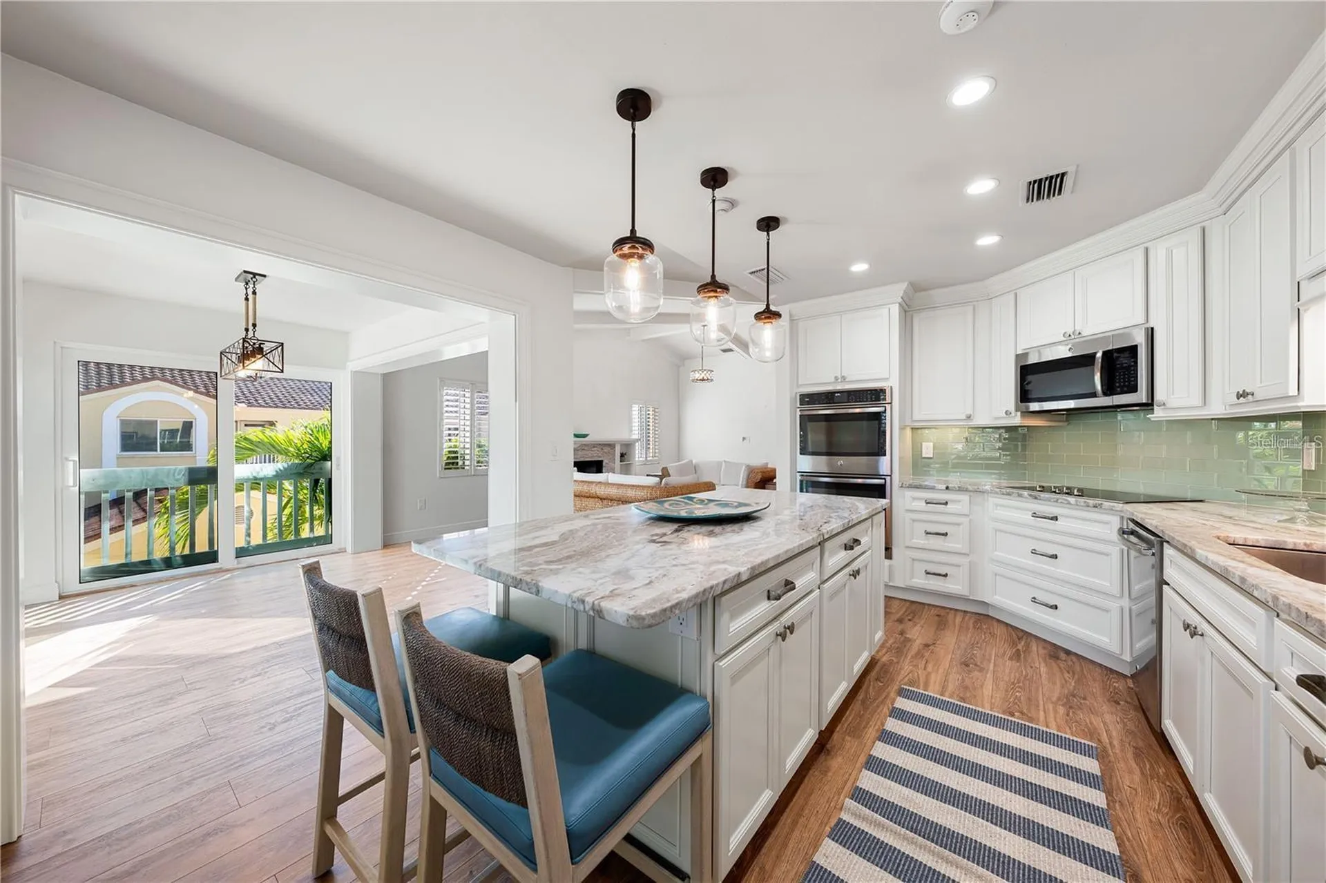 858 Hudson Avenue Sarasota FL 34236