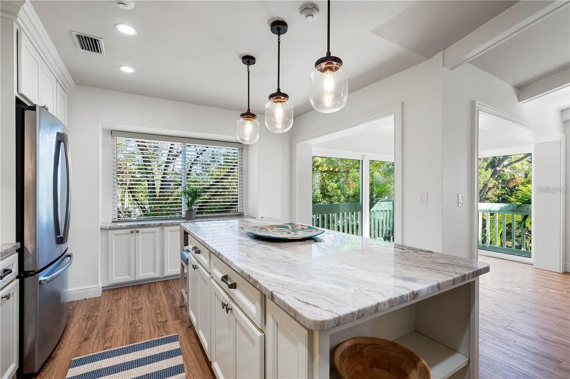 858 Hudson Avenue Sarasota FL 34236