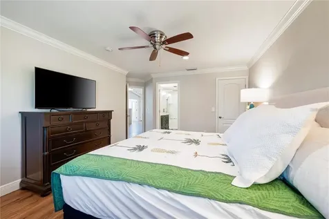 858 Hudson Avenue Sarasota FL 34236