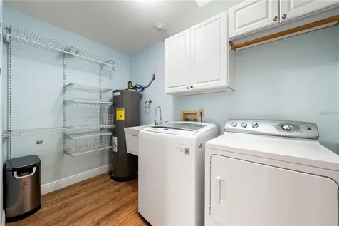 858 Hudson Avenue Sarasota FL 34236