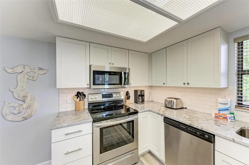 304 74th Street Holmes Beach FL 34217