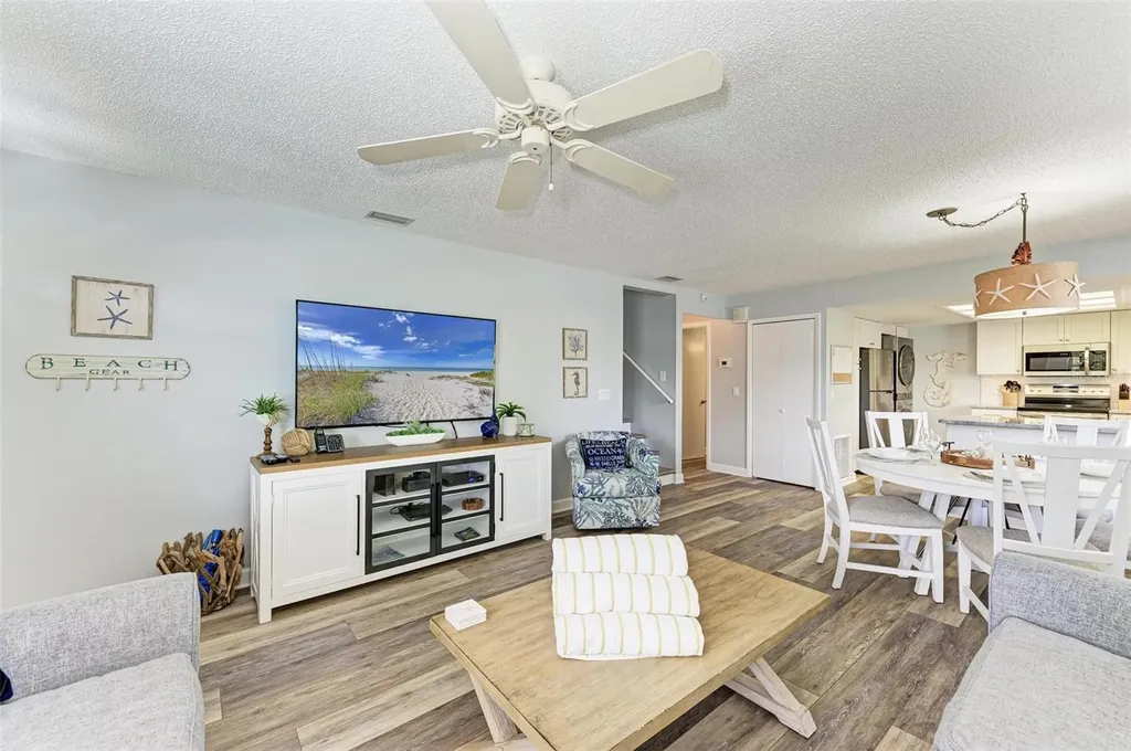 304 74th Street Holmes Beach FL 34217