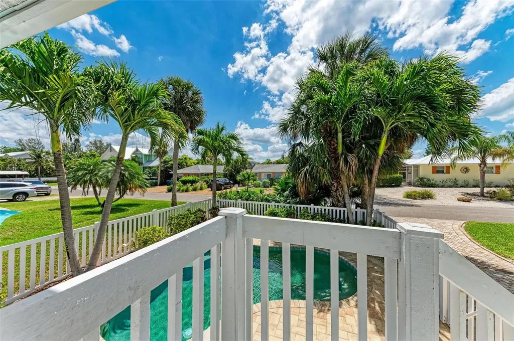 304 74th Street Holmes Beach FL 34217