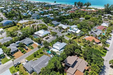 304 74th Street Holmes Beach FL 34217