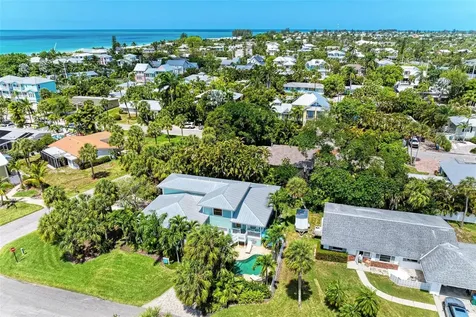 304 74th Street Holmes Beach FL 34217