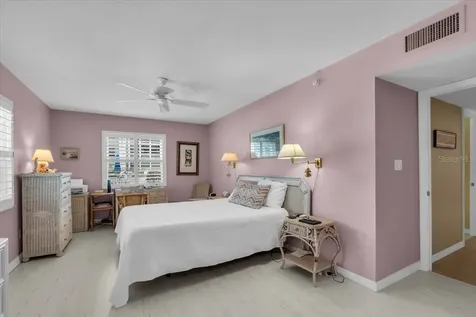 100 The Esplanade N Venice FL 34285