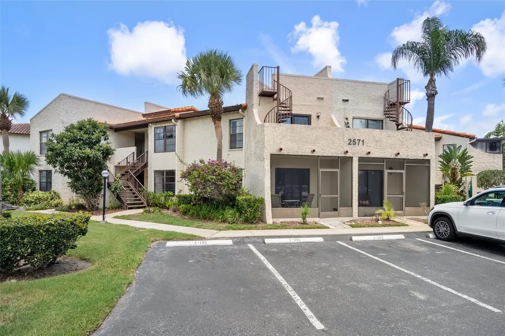 2571 Cyprus Drive Palm Harbor FL 34684