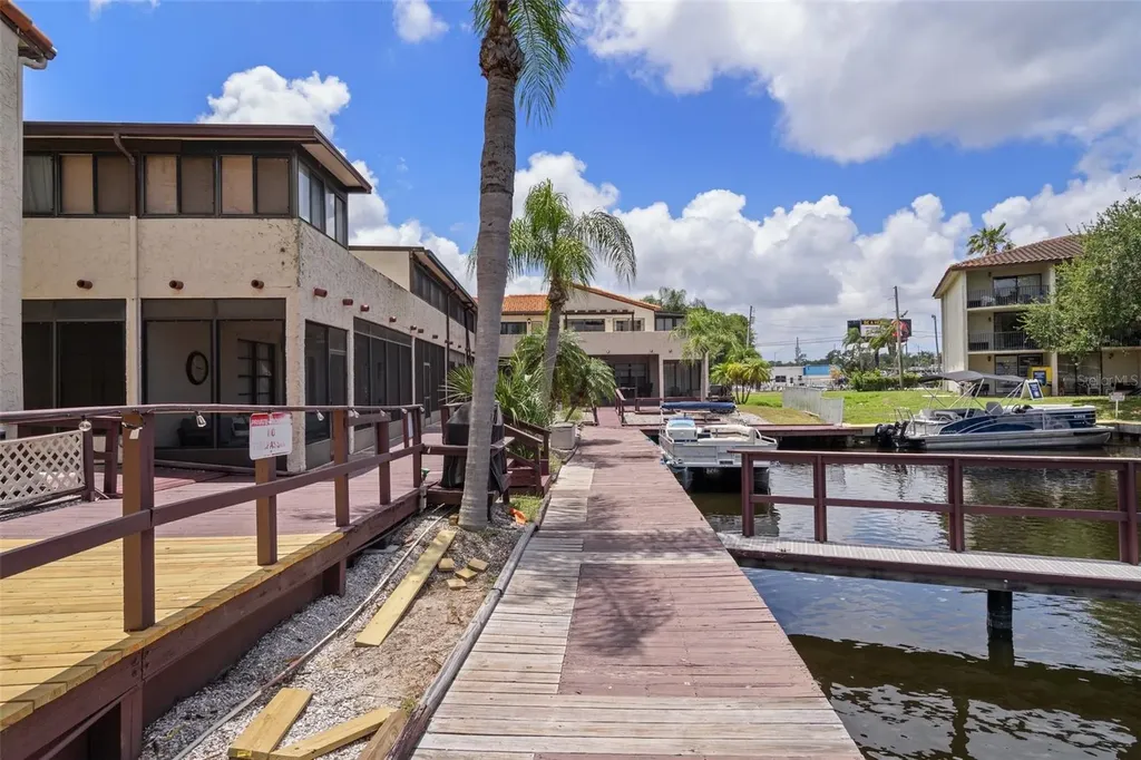 2571 Cyprus Drive Palm Harbor FL 34684