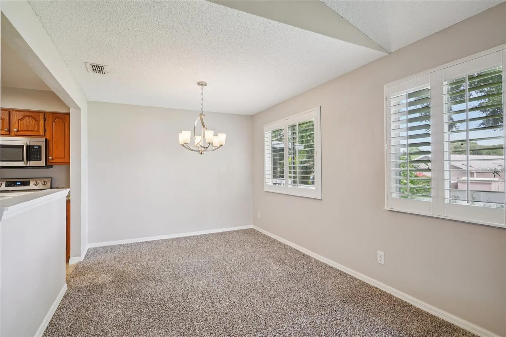 2025 Eastbourne Way Orlando FL 32812