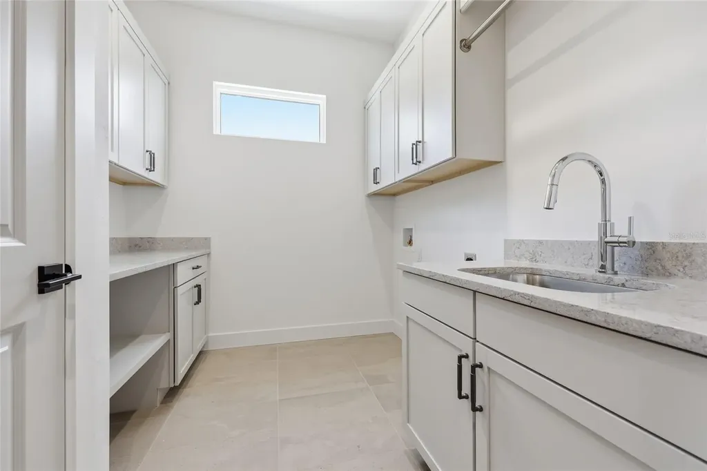 1063 SW 135 Drive Newberry FL 32669