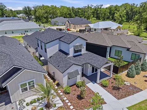 1063 SW 135 Drive Newberry FL 32669