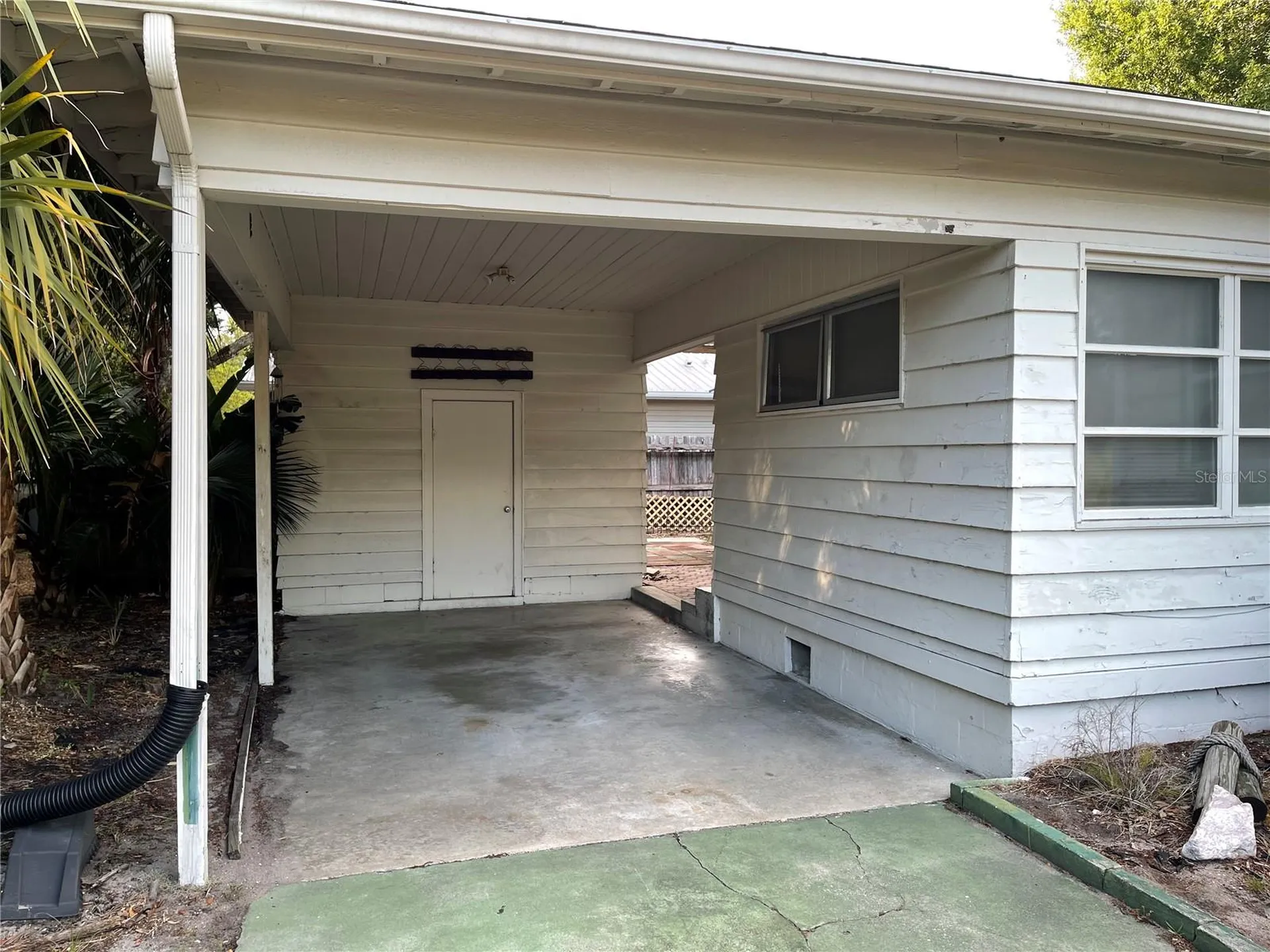 2415 Pelican Drive Sarasota FL 34237