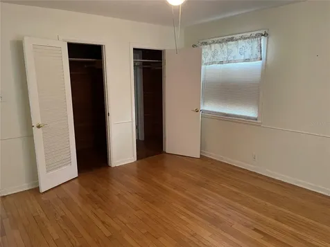 2415 Pelican Drive Sarasota FL 34237