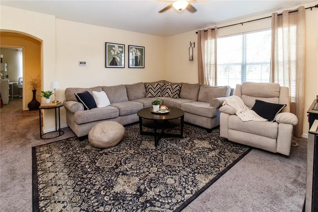 9802 Blue Palm Way Tampa FL 33610