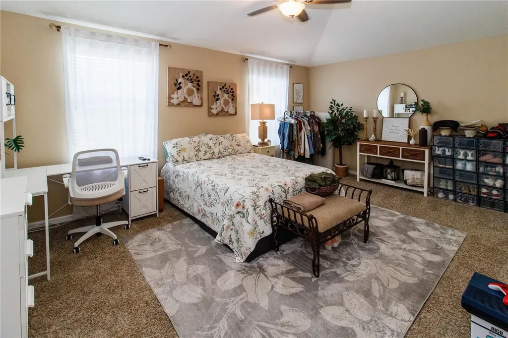 9802 Blue Palm Way Tampa FL 33610