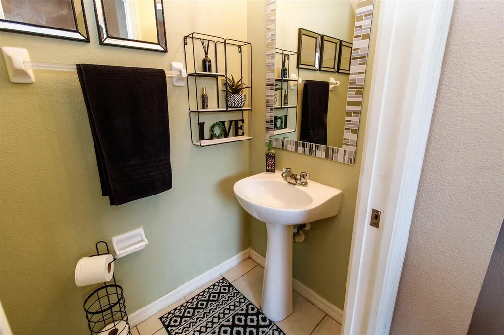 9802 Blue Palm Way Tampa FL 33610