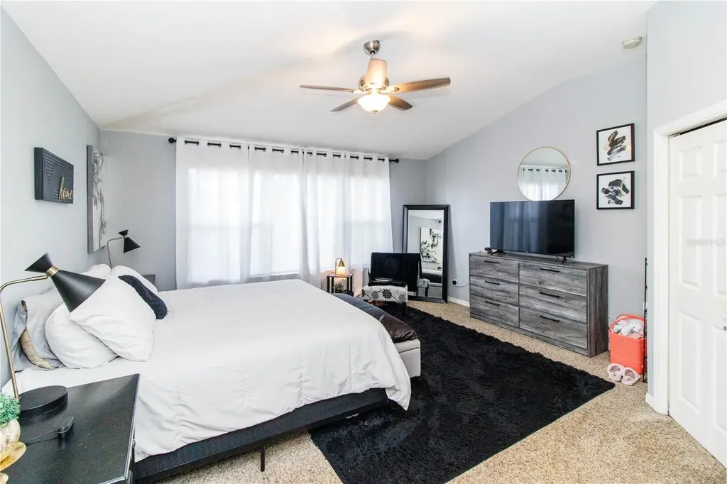 9802 Blue Palm Way Tampa FL 33610