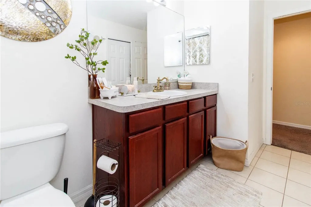 9802 Blue Palm Way Tampa FL 33610