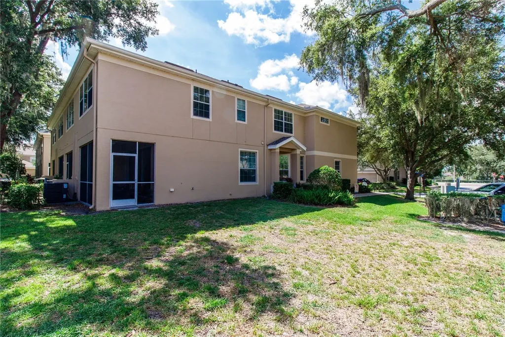 9802 Blue Palm Way Tampa FL 33610