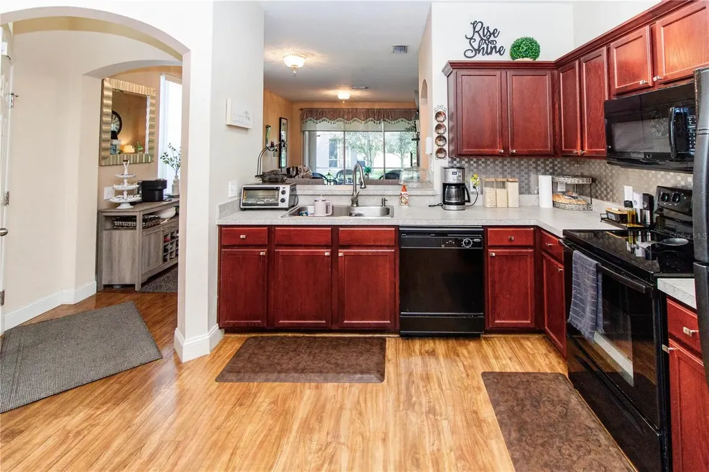 9802 Blue Palm Way Tampa FL 33610