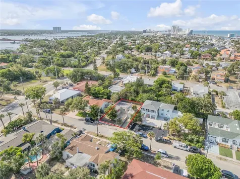 315 Sears Avenue Daytona Beach FL 32118
