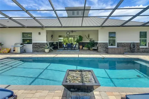 16982 SE Highway 42 Weirsdale FL 32195