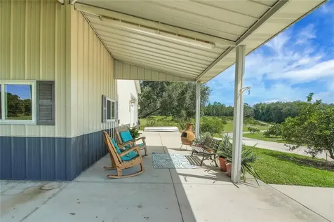 16982 SE Highway 42 Weirsdale FL 32195