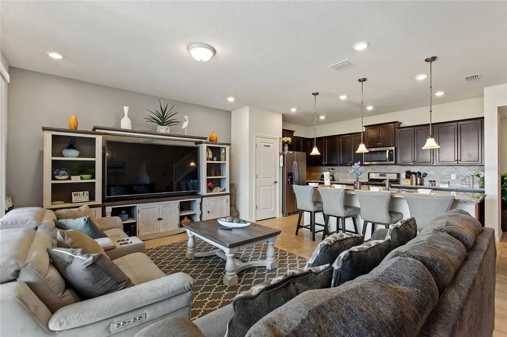 4607 Terrasonesta Drive Davenport FL 33837