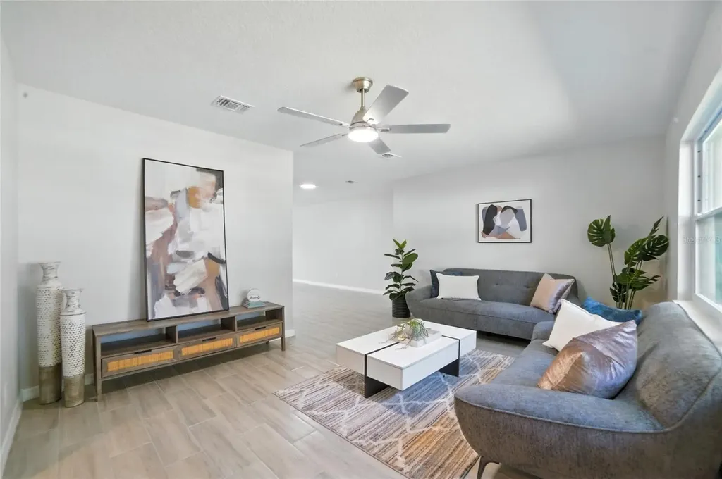 2739 Bolder Lane Orlando FL 32812
