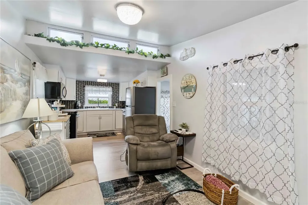 1100 University Parkway Sarasota FL 34234