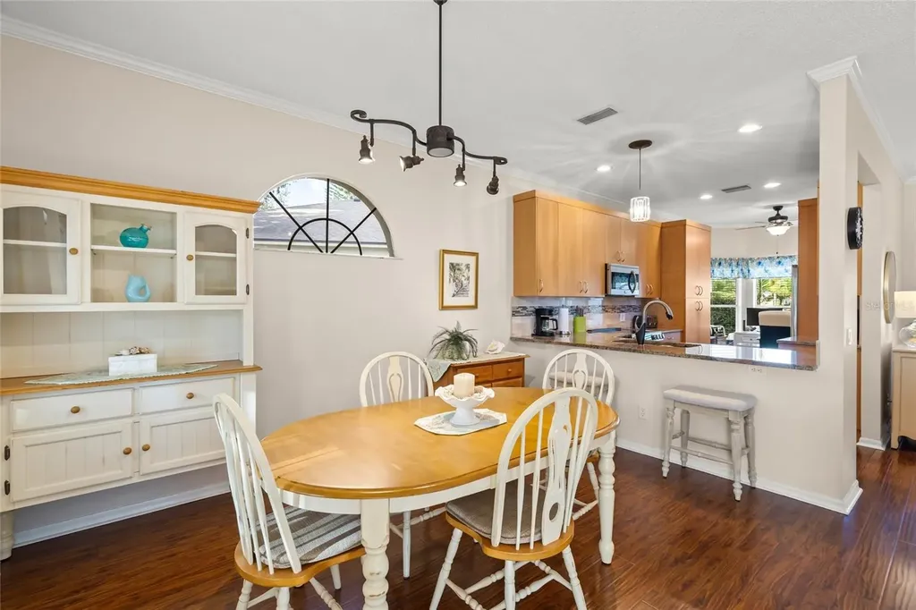 4098 Westbourne Circle Sarasota FL 34238